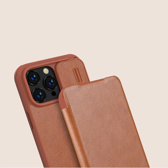 Etui Nillkin Qin Leather Pro Case etui iPhone 14 Pro Max osłona na aparat kabura pokrowiec obudowa z klapką brązowy
