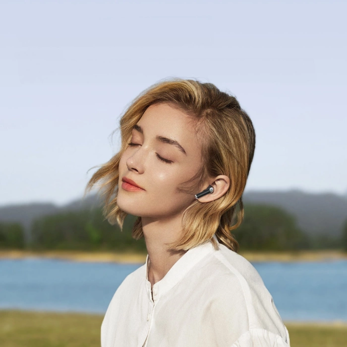 Słuchawki TWS Tronsmart Sounfii R4 (czarne)