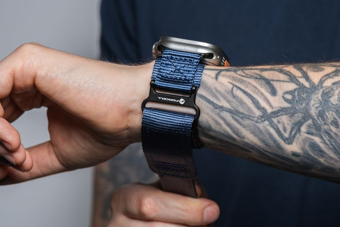 Pasek do Apple Watch Forcell F-Design FA05 rzep nylon 42 / 44 / 45 / 49 mm niebieski