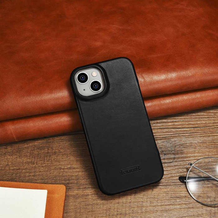 iCarer CE Oil Wax Premium Leather Folio Case skórzane etui iPhone 14 z klapką magnetyczne MagSafe czarny (AKI14220705-BK)