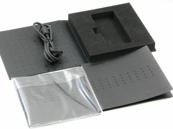 Pudełko SONY ERICSSON T650i CD, Kabel Zielone