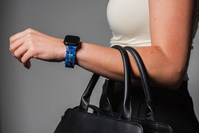 Pasek do Apple Watch Forcell F-Design FA04 zatrzask żywiczny marmurkowy 42 / 44 / 45 / 49 mm niebieski