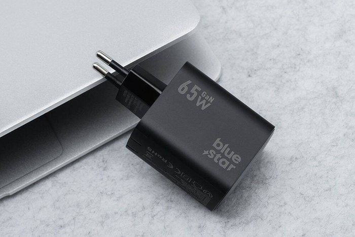 Ładowarka sieciowa do telefonu Blue Star GaN 2 x USB C + USB A QC4.0 PD 4A 65W VT-43 czarna