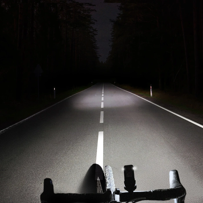 Zestaw lampek rowerowych Wozinsky WSBLB2 przednia (400 lm) USB-C i tylna USB micro - czarny