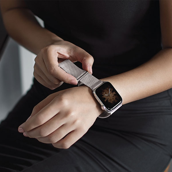 UNIQ pasek Dante Apple Watch Series 4/5/6/7/SE 40/41mm. Stainless Steel różwo-złoty/rose gold
