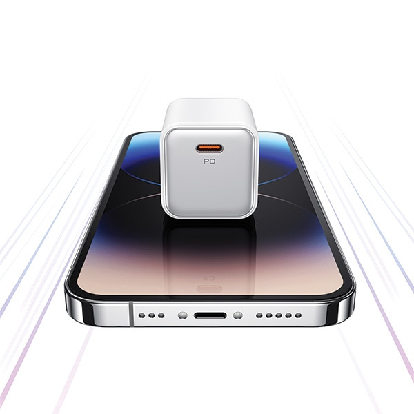 USAMS Ład. siec. 1xUSB-C PD30W PD3.0 Fast Charging US-CC186 + kabel USB-C/Lightning US-SJ610 biały/white YX Series YXXLOGTC04