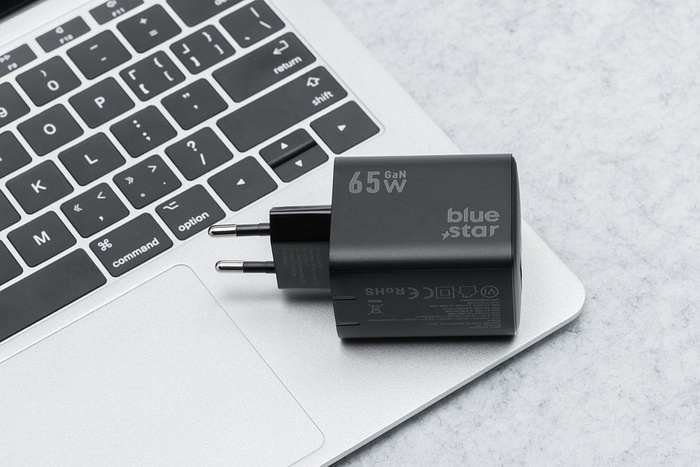 Ładowarka sieciowa do telefonu Blue Star GaN 2 x USB C + USB A QC4.0 PD 4A 65W VT-43 czarna