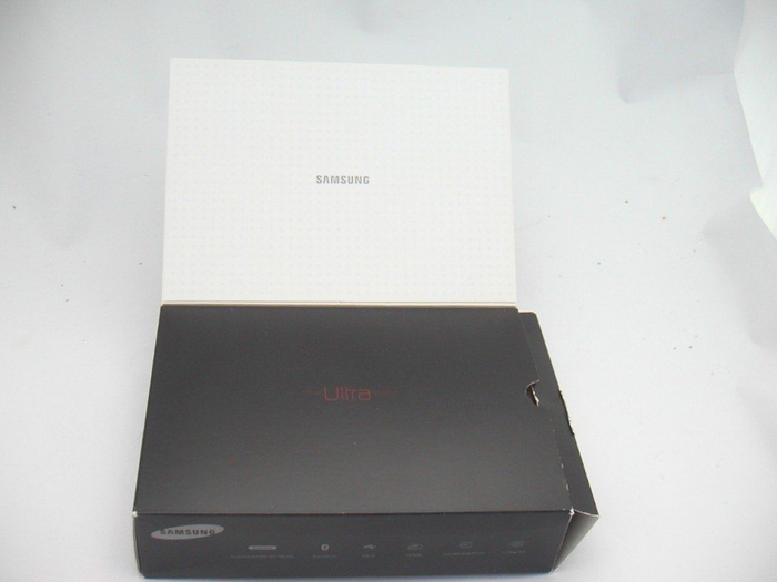 Pudełko SAMSUNG U600 Black CD Kabel Sterowniki