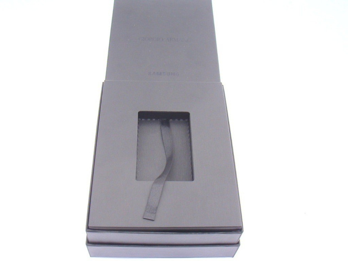 Pudełko SAMSUNG Giorgio Armani CD, Kabel