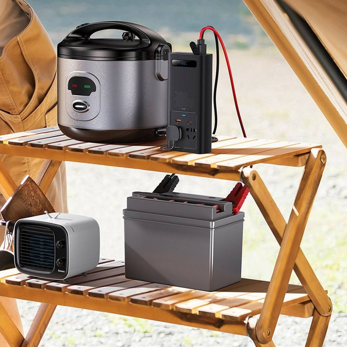 Baseus IGBT samochodowa przetwornica inwerter prądu 300W 220V (wtyczka CN/EU) czarny (CGNB010101)