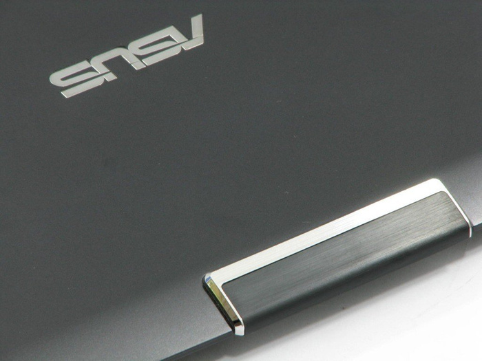 ASUS Klapa Z Matrycą bez ramki